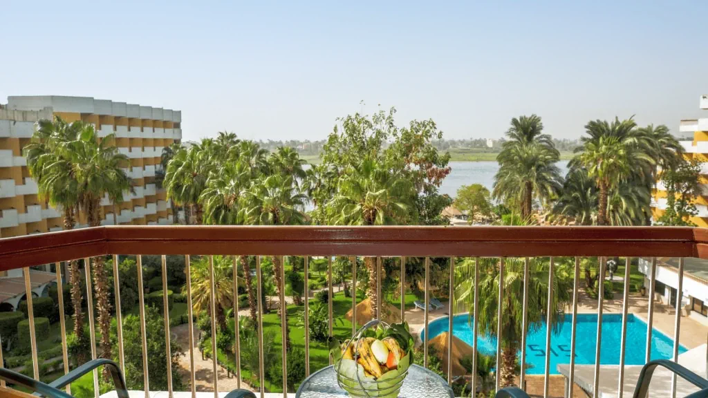 الفندق بيراميزا إيزيس الأقصر - الأقصر